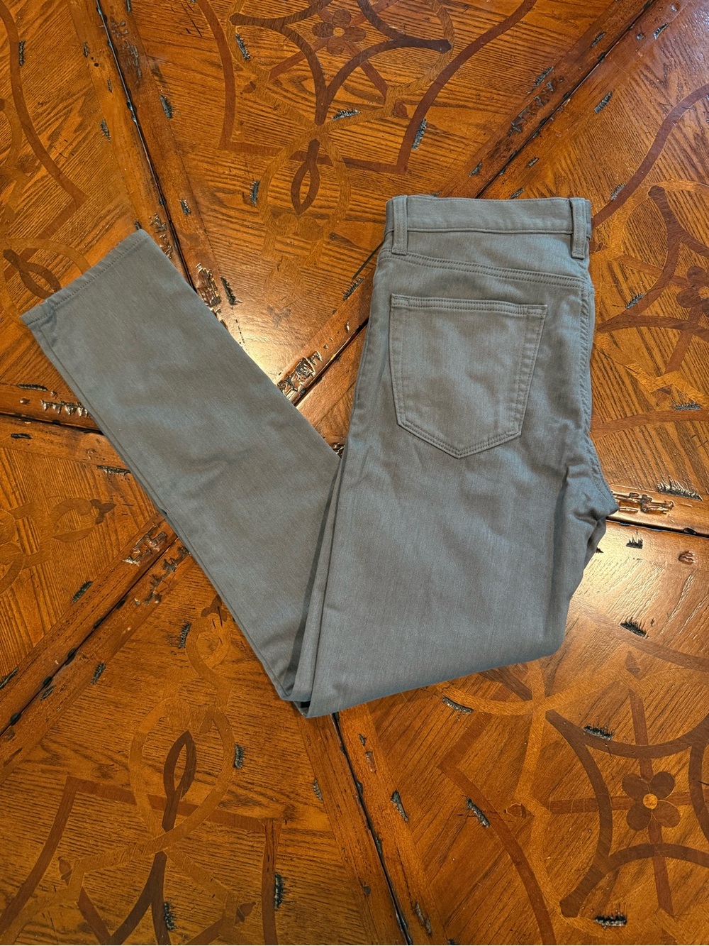 NWOT Men’s Banana Republic Traveler Pants 30x32